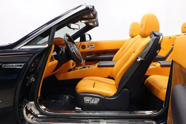 2016 Rolls-Royce Dawn - Image 18 of 31