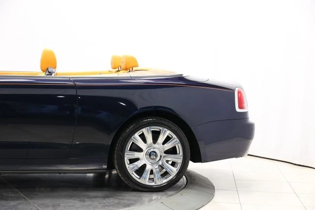 2016 Rolls-Royce Dawn - Image 12 of 31