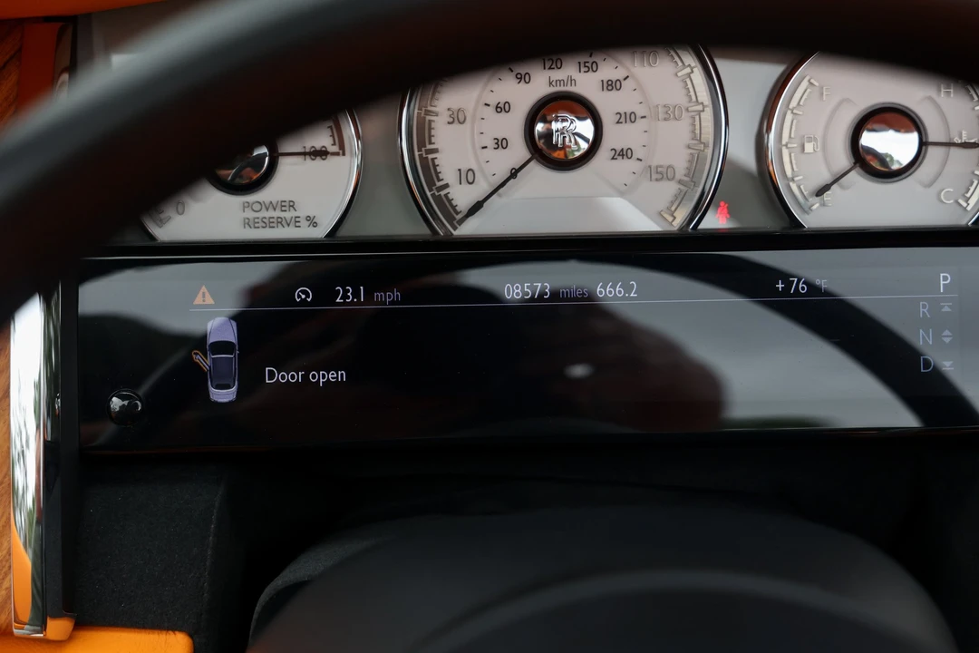 2016 Rolls-Royce Dawn - Image 16 of 31