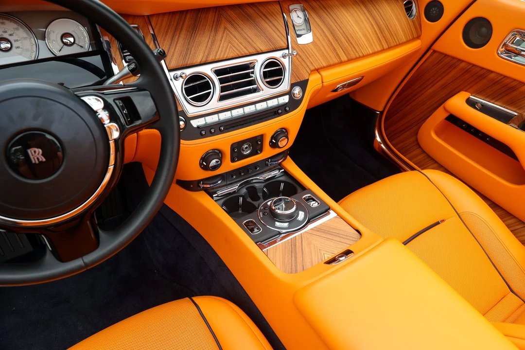 2016 Rolls-Royce Dawn - Image 7 of 31