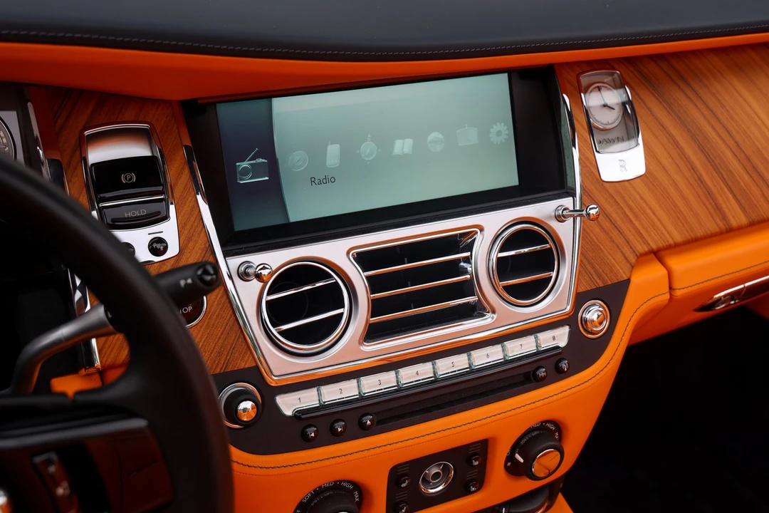 2016 Rolls-Royce Dawn - Image 20 of 31