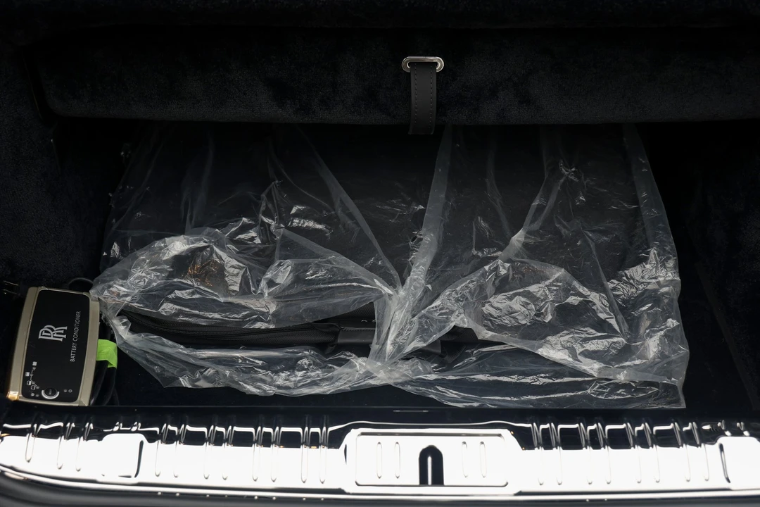 2016 Rolls-Royce Dawn - Image 23 of 31