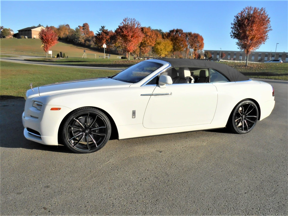 2016 Rolls-Royce Dawn - Image 6 of 17