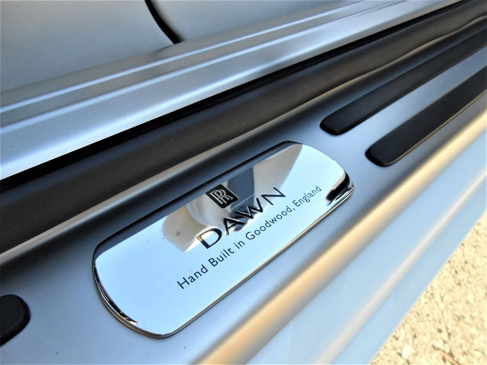 2016 Rolls-Royce Dawn - Image 13 of 17