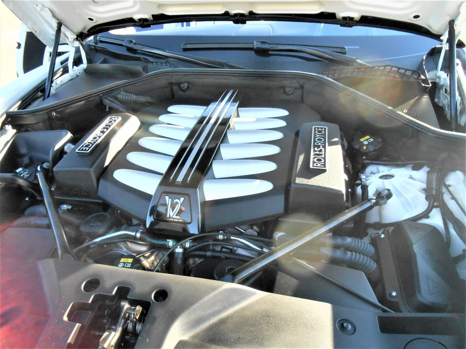2016 Rolls-Royce Dawn - Image 17 of 17