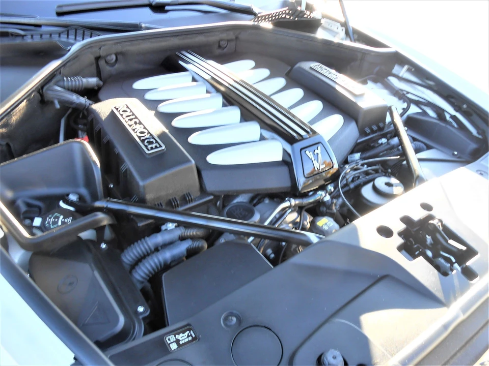 2016 Rolls-Royce Dawn - Image 3 of 17