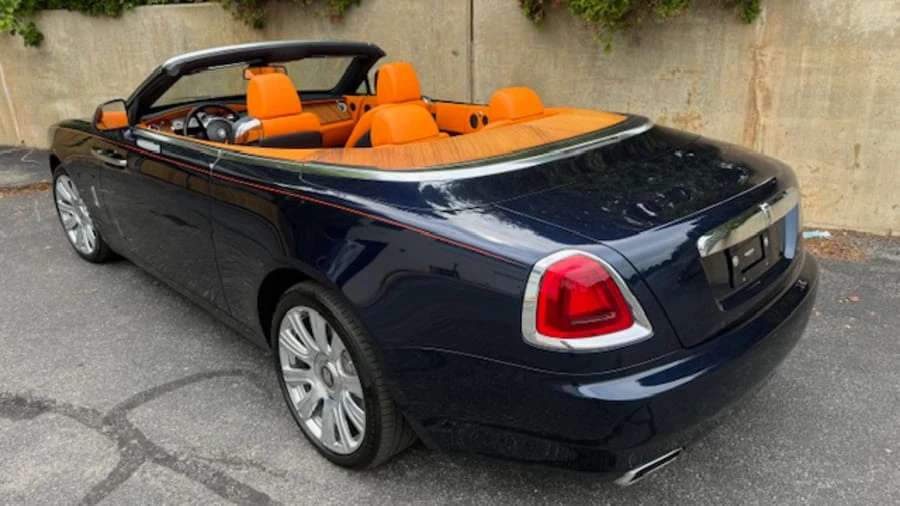 2016 Rolls-Royce Dawn - Image 14 of 31