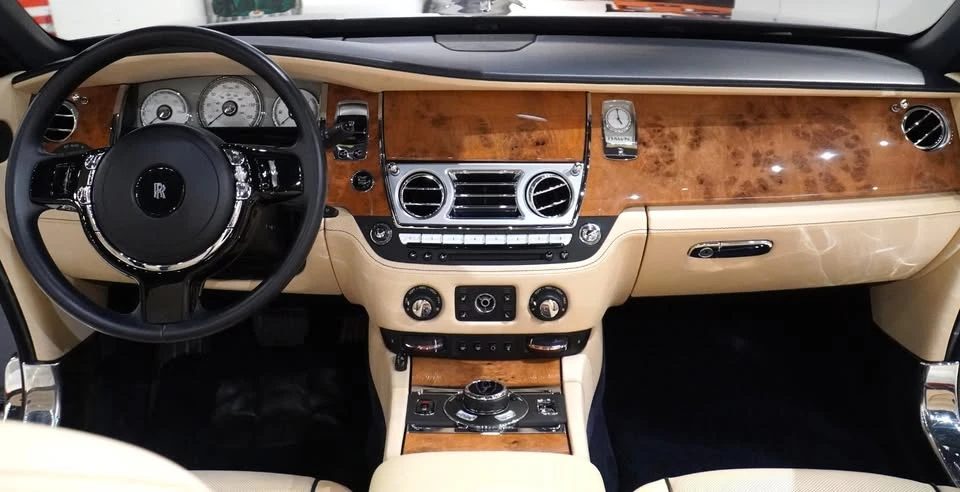 2016 Rolls-Royce Dawn - Image 5 of 6