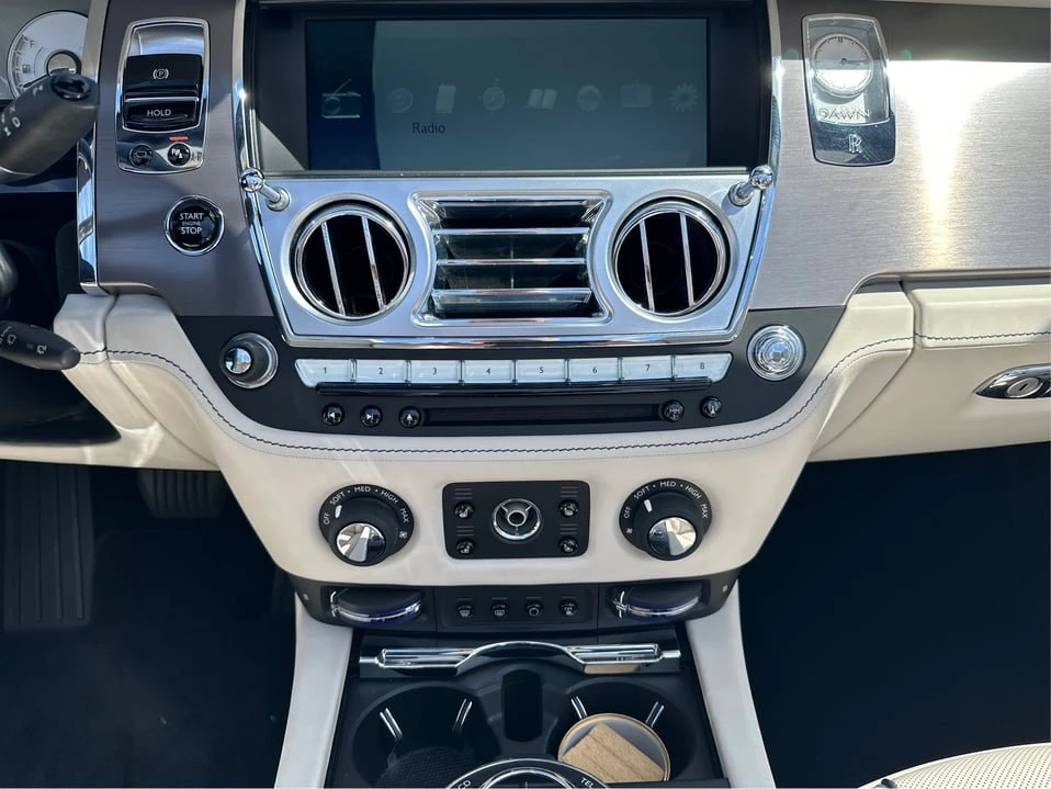 2016 Rolls-Royce Dawn - Image 14 of 20