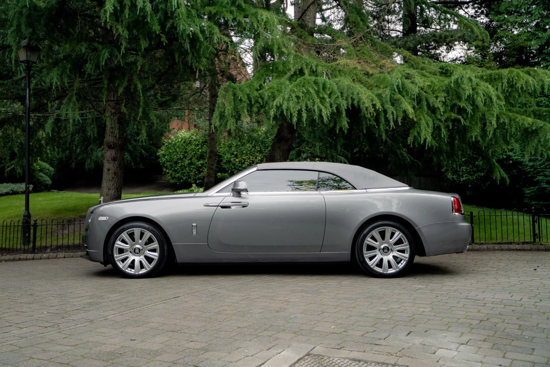 2016 Rolls-Royce Dawn - Image 8 of 31