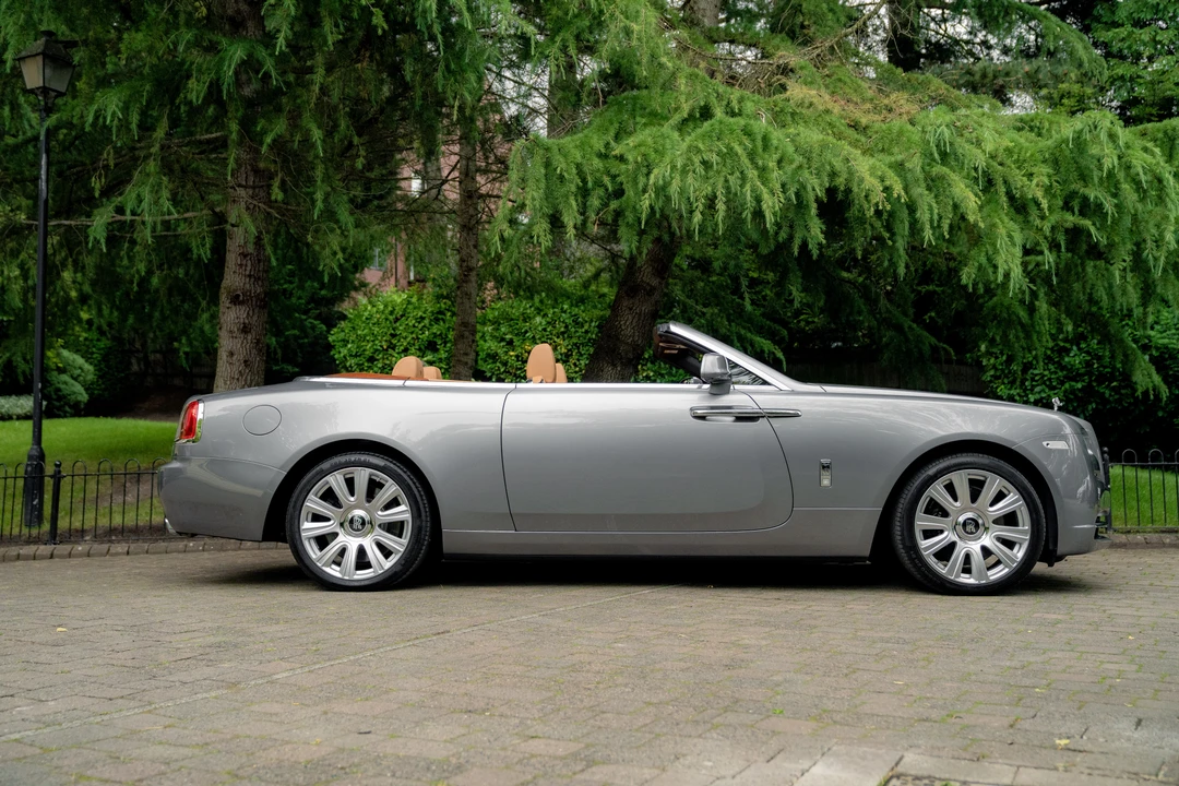 2016 Rolls-Royce Dawn - Image 4 of 31