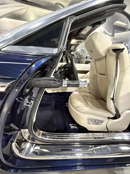 2016 Rolls-Royce Dawn - Image 18 of 21