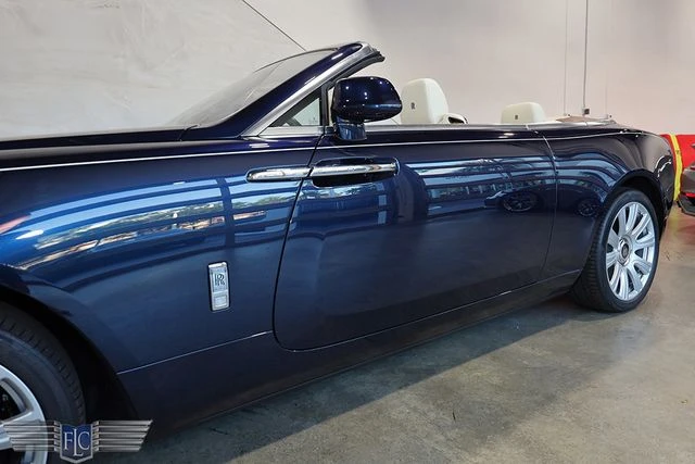 2016 Rolls-Royce Dawn - Image 8 of 31