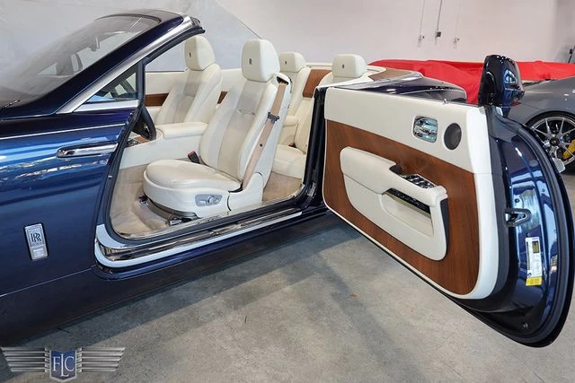 2016 Rolls-Royce Dawn - Image 14 of 31