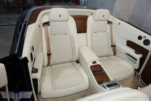 2016 Rolls-Royce Dawn - Image 21 of 31