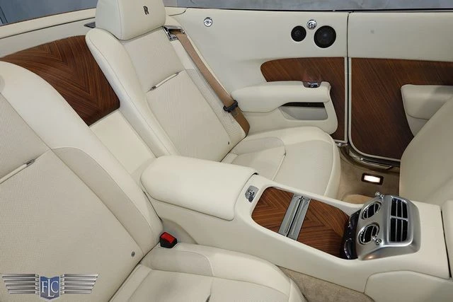 2016 Rolls-Royce Dawn - Image 22 of 31