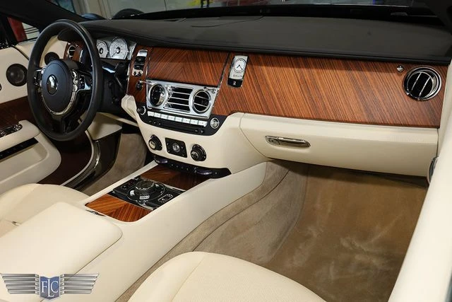 2016 Rolls-Royce Dawn - Image 26 of 31