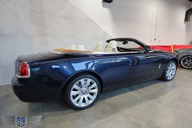 2016 Rolls-Royce Dawn - Image 2 of 31