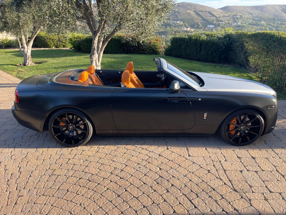 2016 Rolls-Royce Dawn - Image 16 of 31