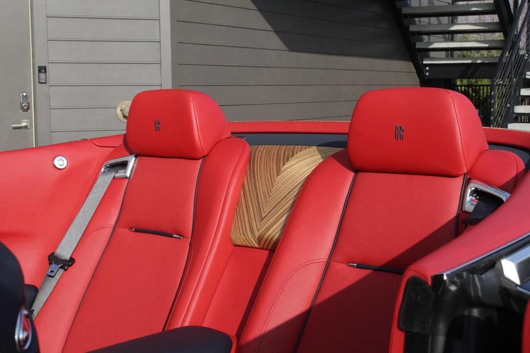 2016 Rolls-Royce Dawn - Image 26 of 31