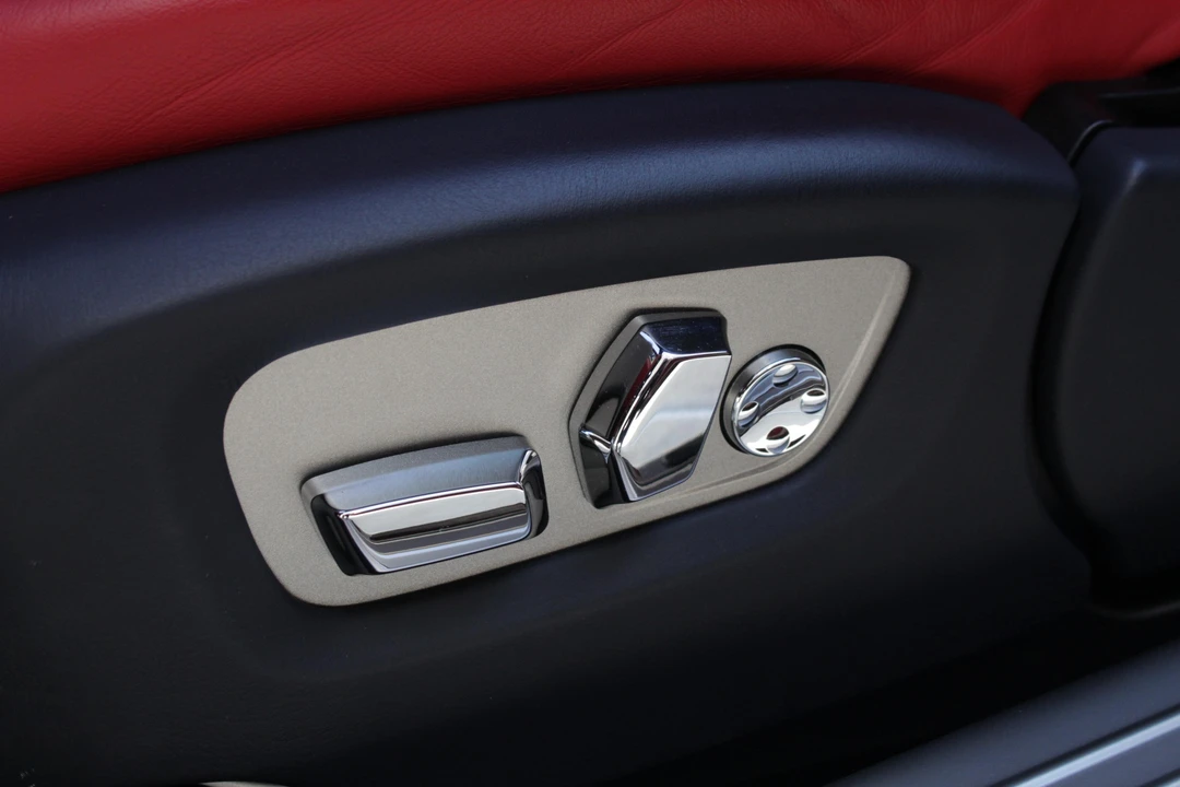 2016 Rolls-Royce Dawn - Image 30 of 31