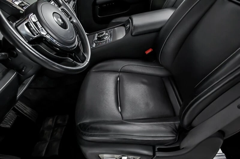 2016 Rolls-Royce Dawn - Image 17 of 31