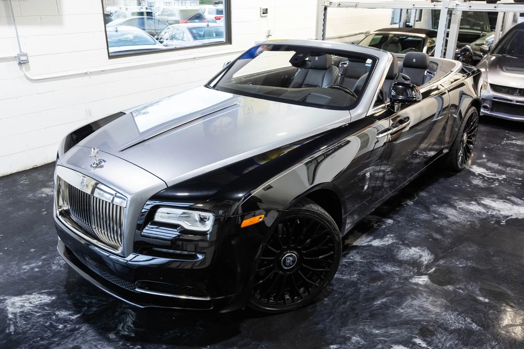 2016 Rolls-Royce Dawn - Image 2 of 12