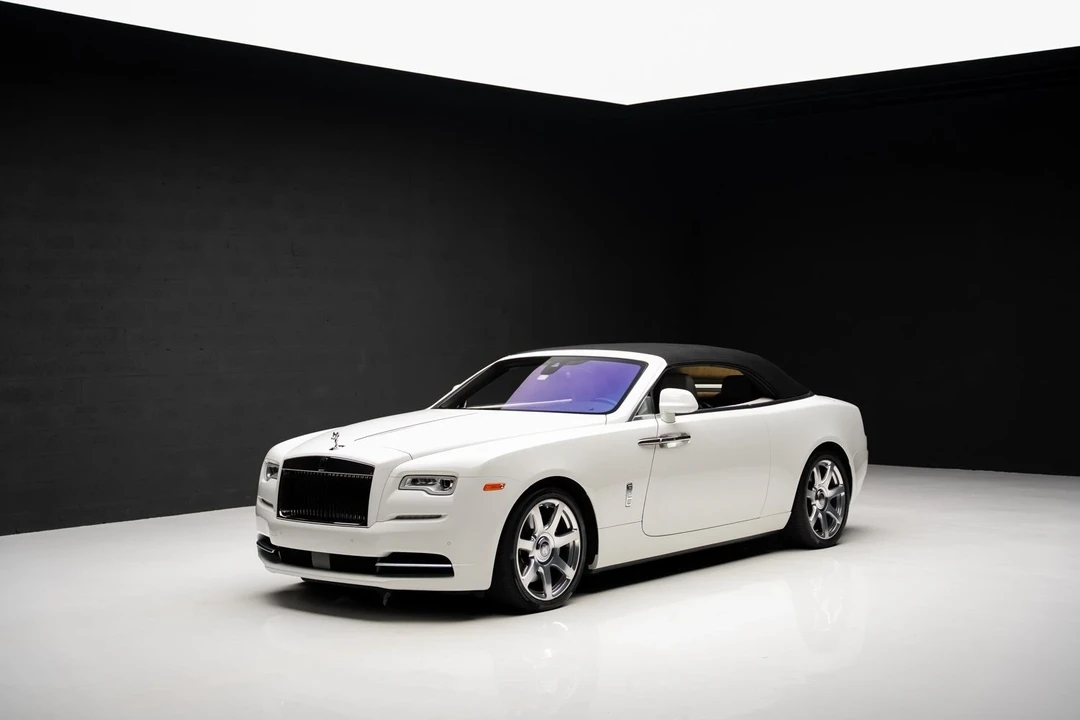 2016 Rolls-Royce Dawn - Image 4 of 21