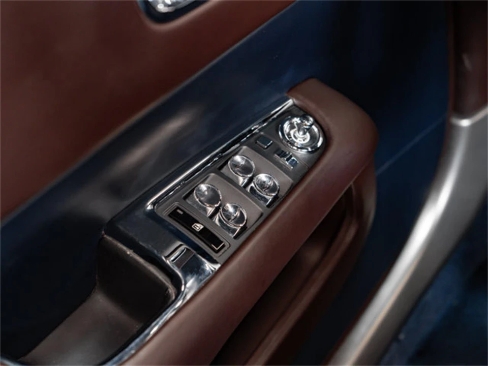 2016 Rolls-Royce Dawn - Image 24 of 31