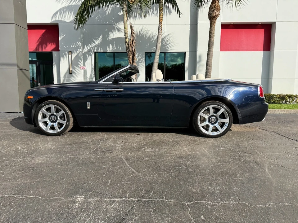 2016 Rolls-Royce Dawn - Image 12 of 21
