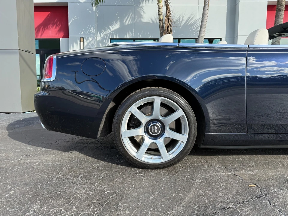 2016 Rolls-Royce Dawn - Image 5 of 21