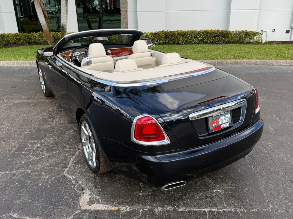 2016 Rolls-Royce Dawn - Image 15 of 21
