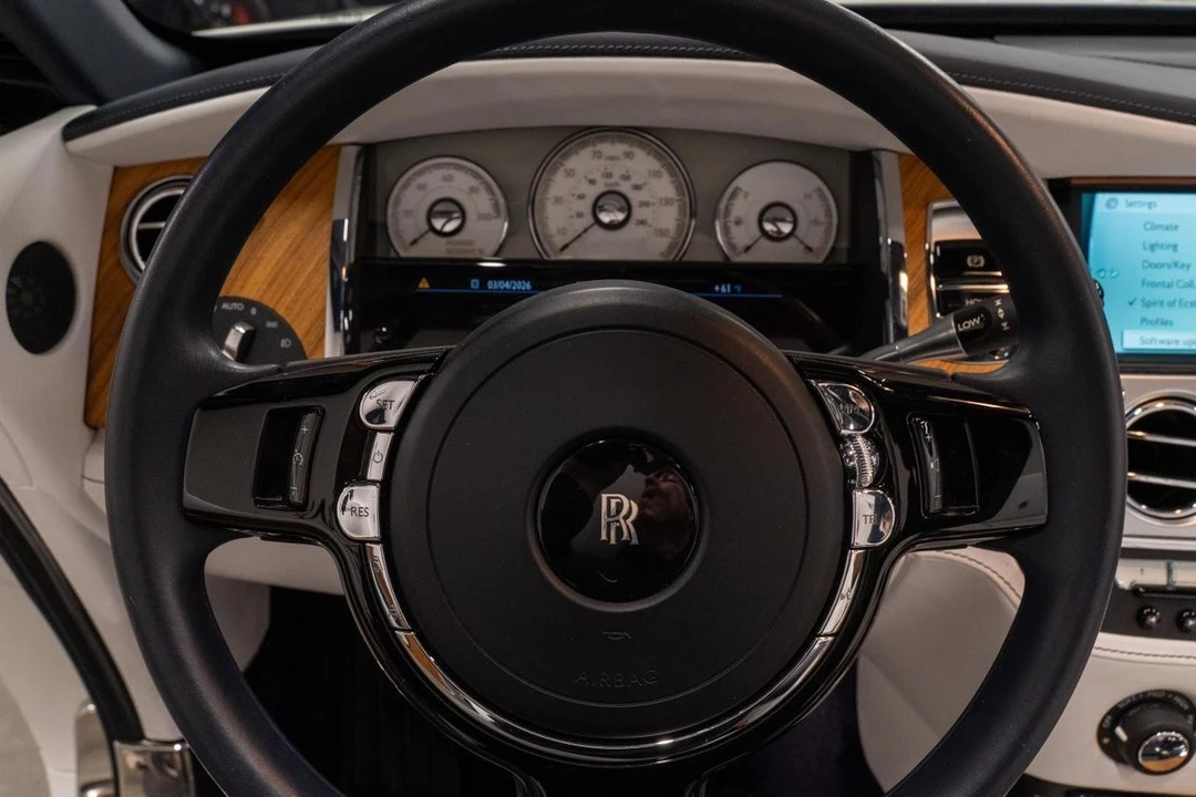 2016 Rolls-Royce Dawn - Image 6 of 21