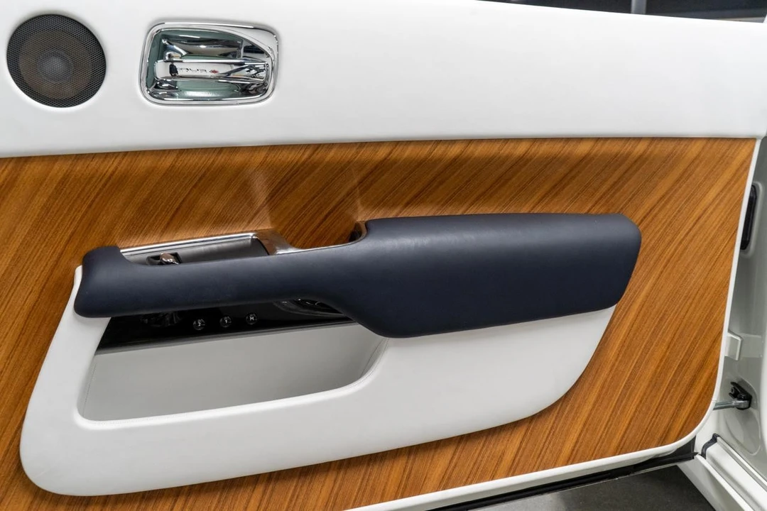 2016 Rolls-Royce Dawn - Image 18 of 21