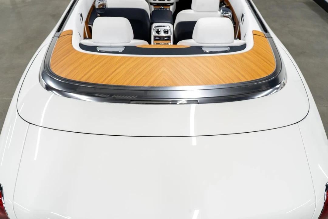 2016 Rolls-Royce Dawn - Image 19 of 21