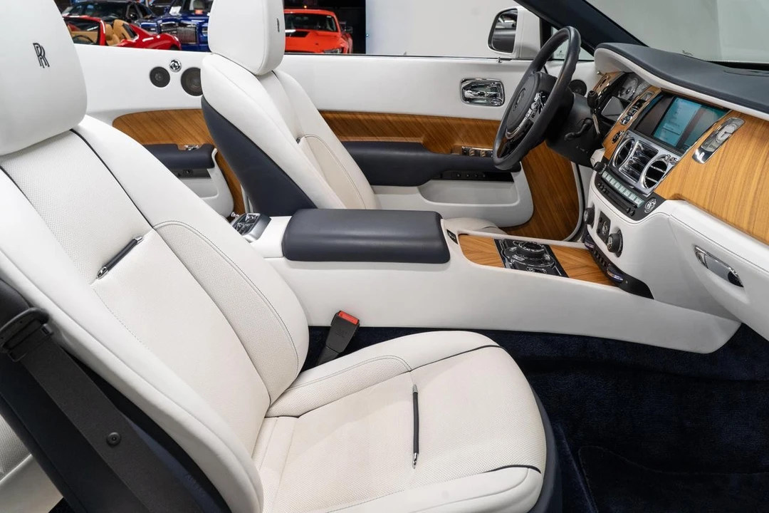 2016 Rolls-Royce Dawn - Image 12 of 21