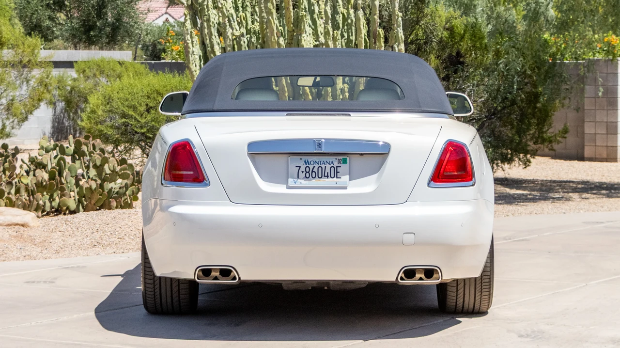 2016 Rolls-Royce Dawn - Image 14 of 31