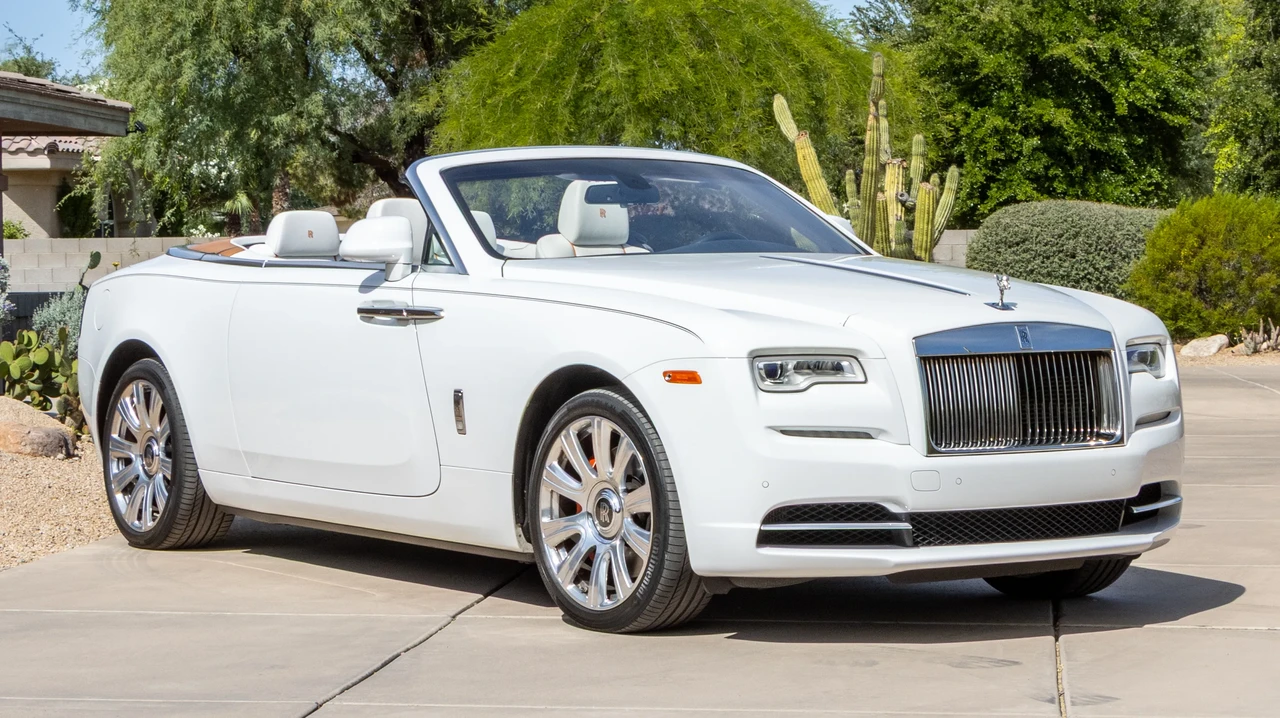 2016 Rolls-Royce Dawn - Image 3 of 31