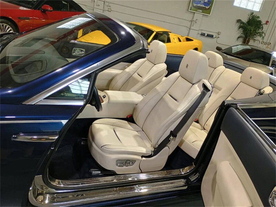 2016 Rolls-Royce Dawn - Image 14 of 31