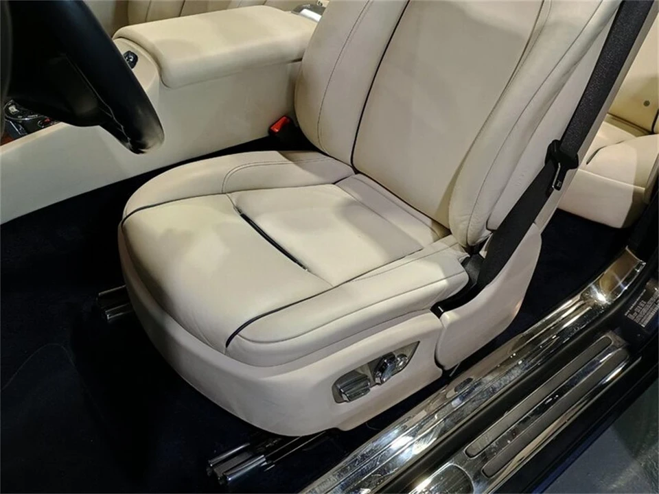2016 Rolls-Royce Dawn - Image 16 of 31