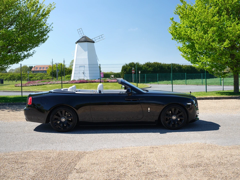 2016 Rolls-Royce Dawn - Image 4 of 31