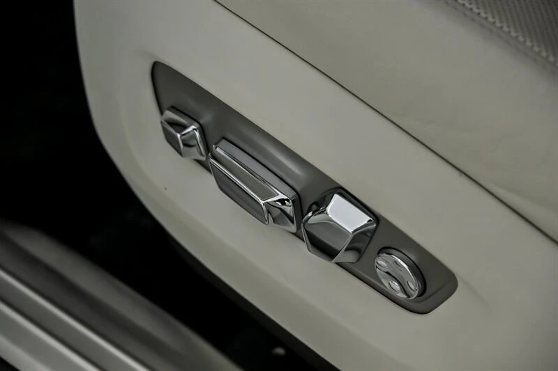 2016 Rolls-Royce - Image 26 of 31