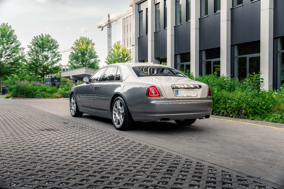 2016 Rolls-Royce Ghost 1st Gen - Image 5 of 31