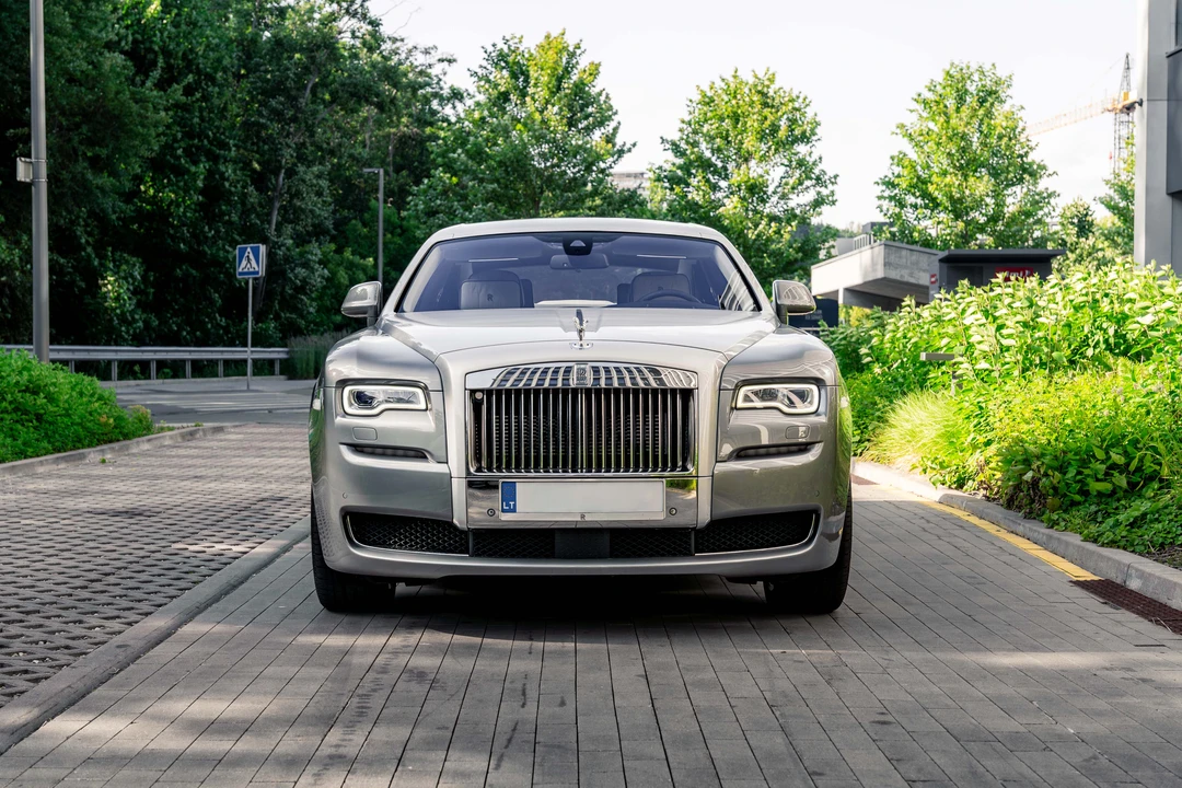 2016 Rolls-Royce Ghost 1st Gen - Image 2 of 31