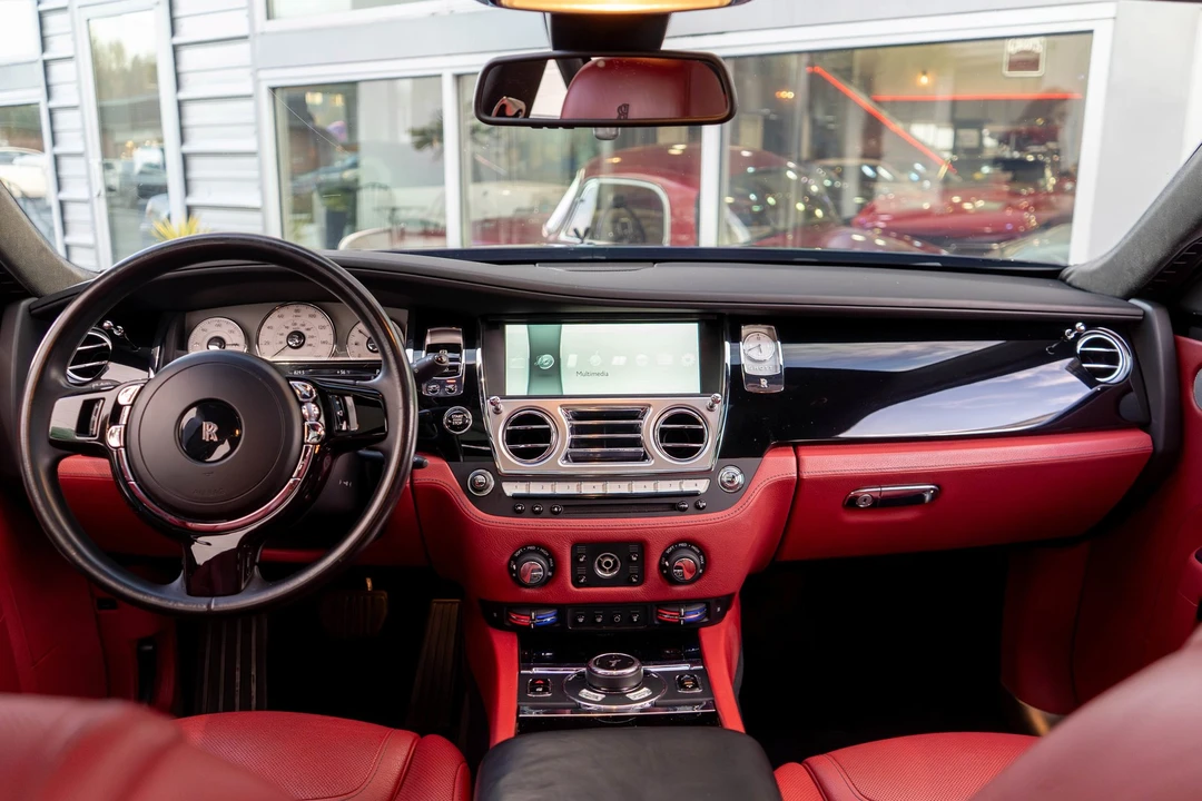 2016 Rolls-Royce Ghost 1st Gen - Image 26 of 31