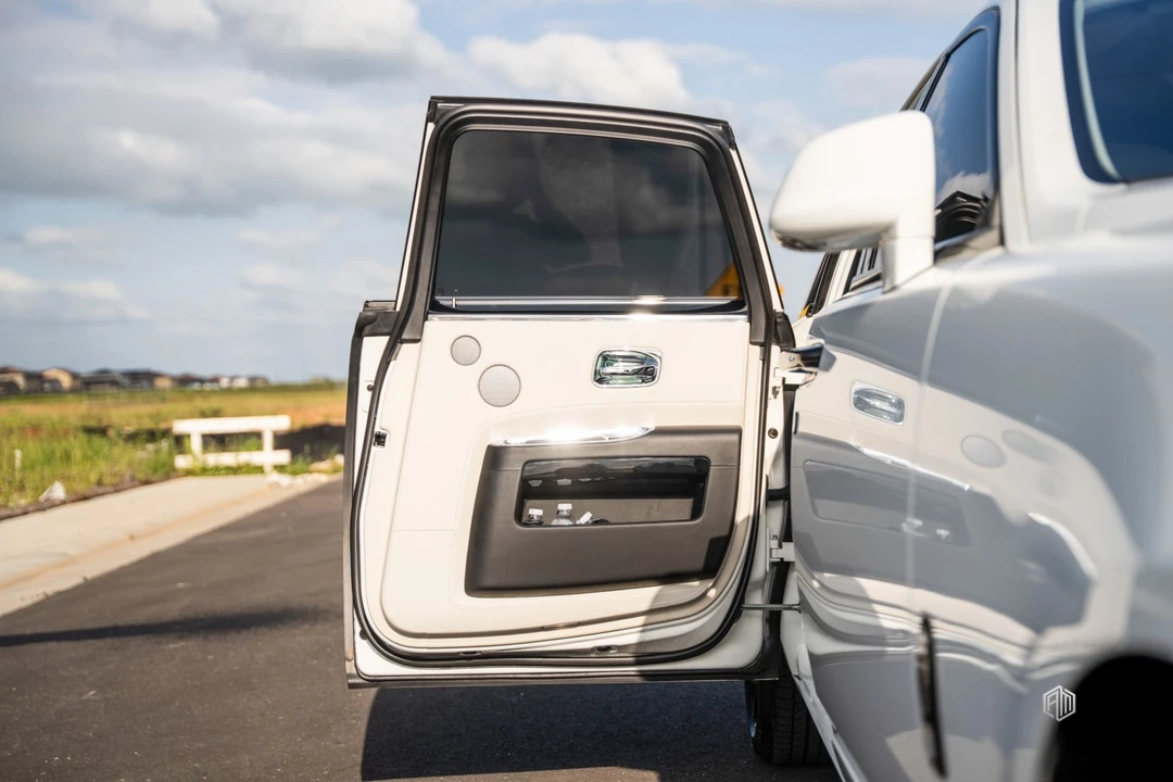 2016 Rolls-Royce Ghost - Image 16 of 31
