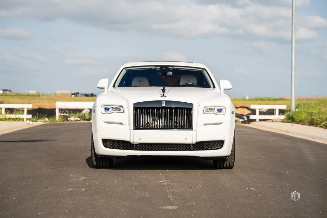 2016 Rolls-Royce Ghost 1st Gen - Image 2 of 12