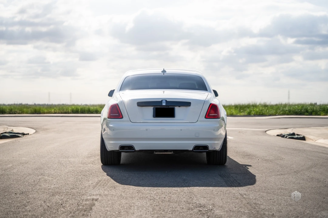 2016 Rolls-Royce Ghost 1st Gen - Image 8 of 12