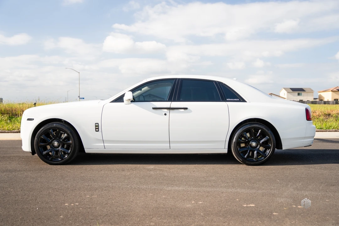 2016 Rolls-Royce Ghost 1st Gen - Image 4 of 12