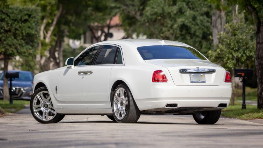 2016 Rolls-Royce Ghost 1st Gen - Image 3 of 21